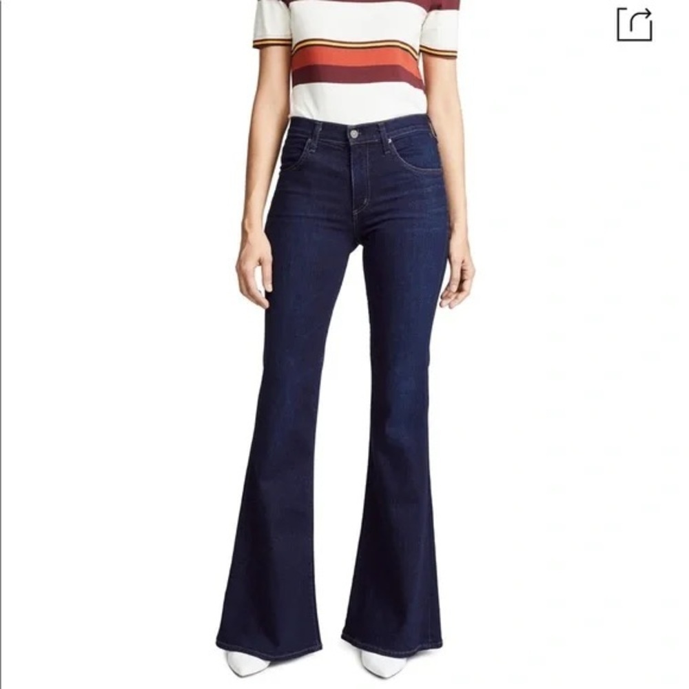 Citizen chloe mid rise super flare raw hem dark wash, Size 31
